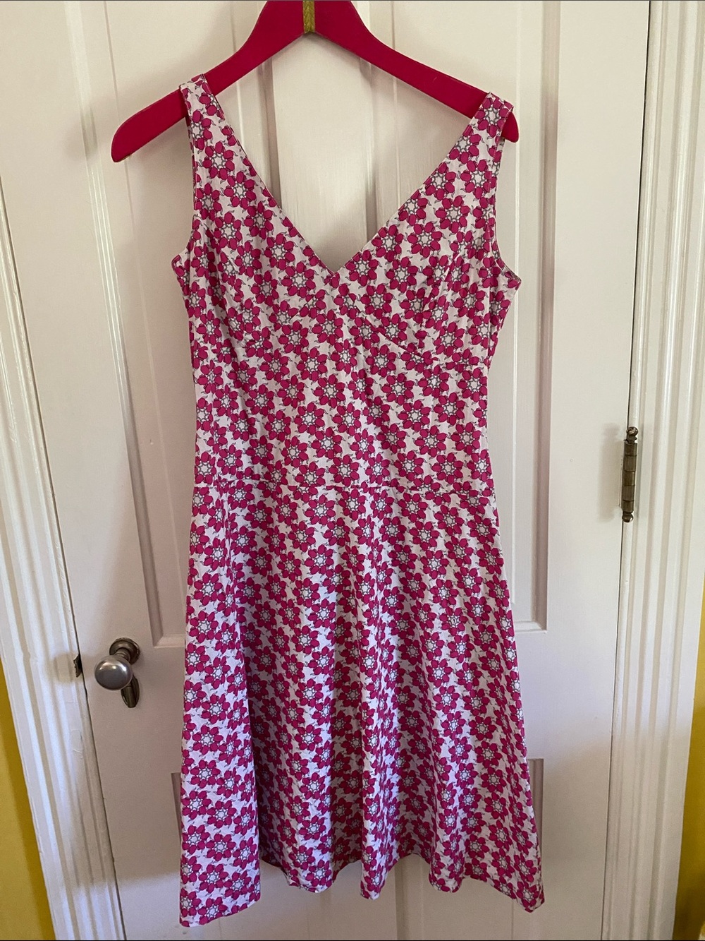 V-Neck Pink Floral Midi Dress